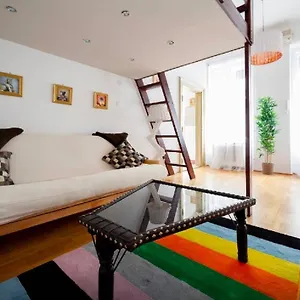 apartment-sunny-akacfa.inbudapesthotels.com/